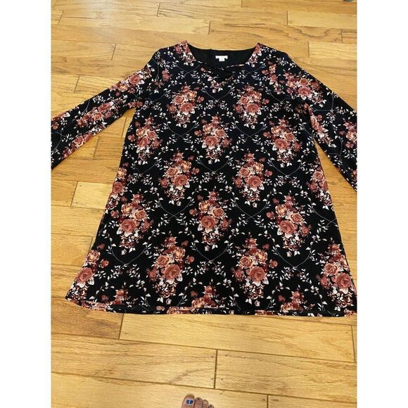 Xhilaration Women's Floral Long Sleeve lined floral Dress Black & Red size large - Picture 1 of 9